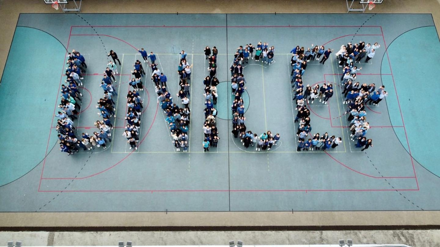 Škole širom BiH obojene u plavo!