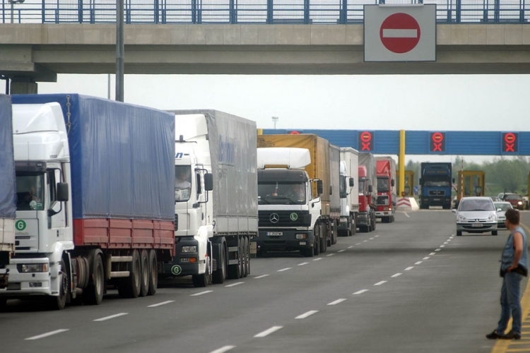 PUTEVI: Danas obustava saobraćaja na GP Gradiška