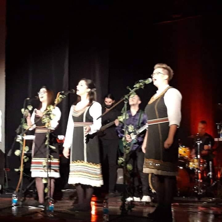 DOBOJ: Održan koncert Etno grupe Iva