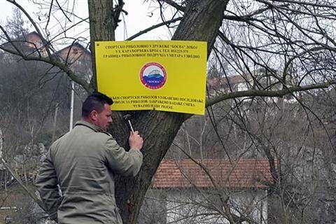 DOBOJ: "Bosna" stavlja tablu, "Kulina" je skida