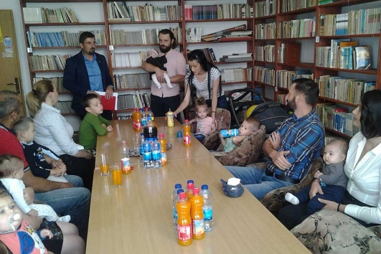 DOBOJ: Pomoć dobile 104 porodice, donator ostao anoniman