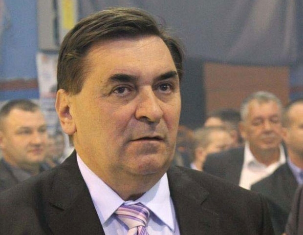 DOBOJ: Petrović okreće leđa Govedarici!