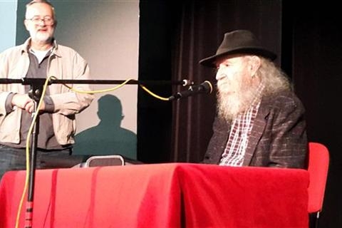 DOBOJ: Raša Popov sa učenicima OŠ "Dositej Obradović"