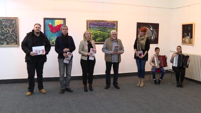 DOBOJ: Otvorena izložba djela iz fundusa Likovne kolonije Šibovi iz Banjaluke (VIDEO)