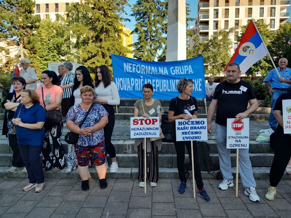 VIDOVDANSKI PROTESTI U DOBOJU: Stop rudarenju po Ozrenu, zaduživanjima i rasprodaji imovine! (FOTO) (VIDEO)
