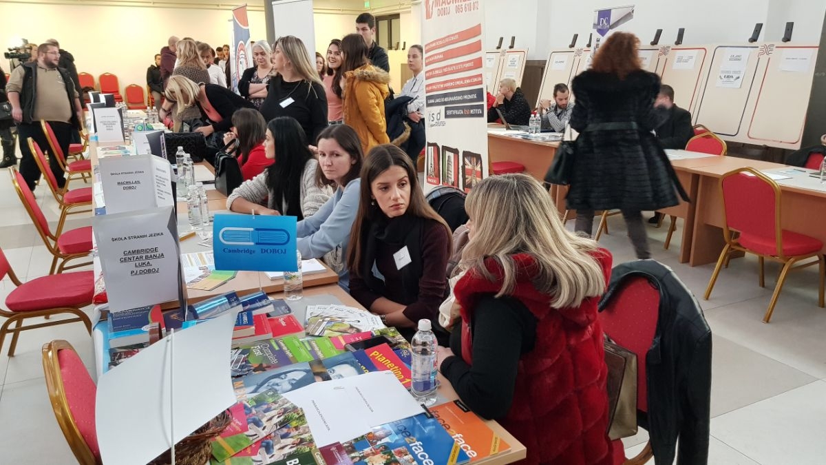 DOBOJ: Treći sajam zapošljavanja ponudio 149 radnih mjesta