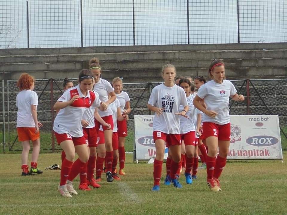 DOBOJ: Anđela Gostimirović mlada fudbalska nada (FOTO)