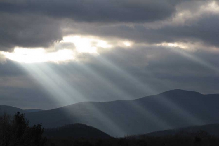VRIJEME: Danas promjenjivo oblačno uz sunčane periode