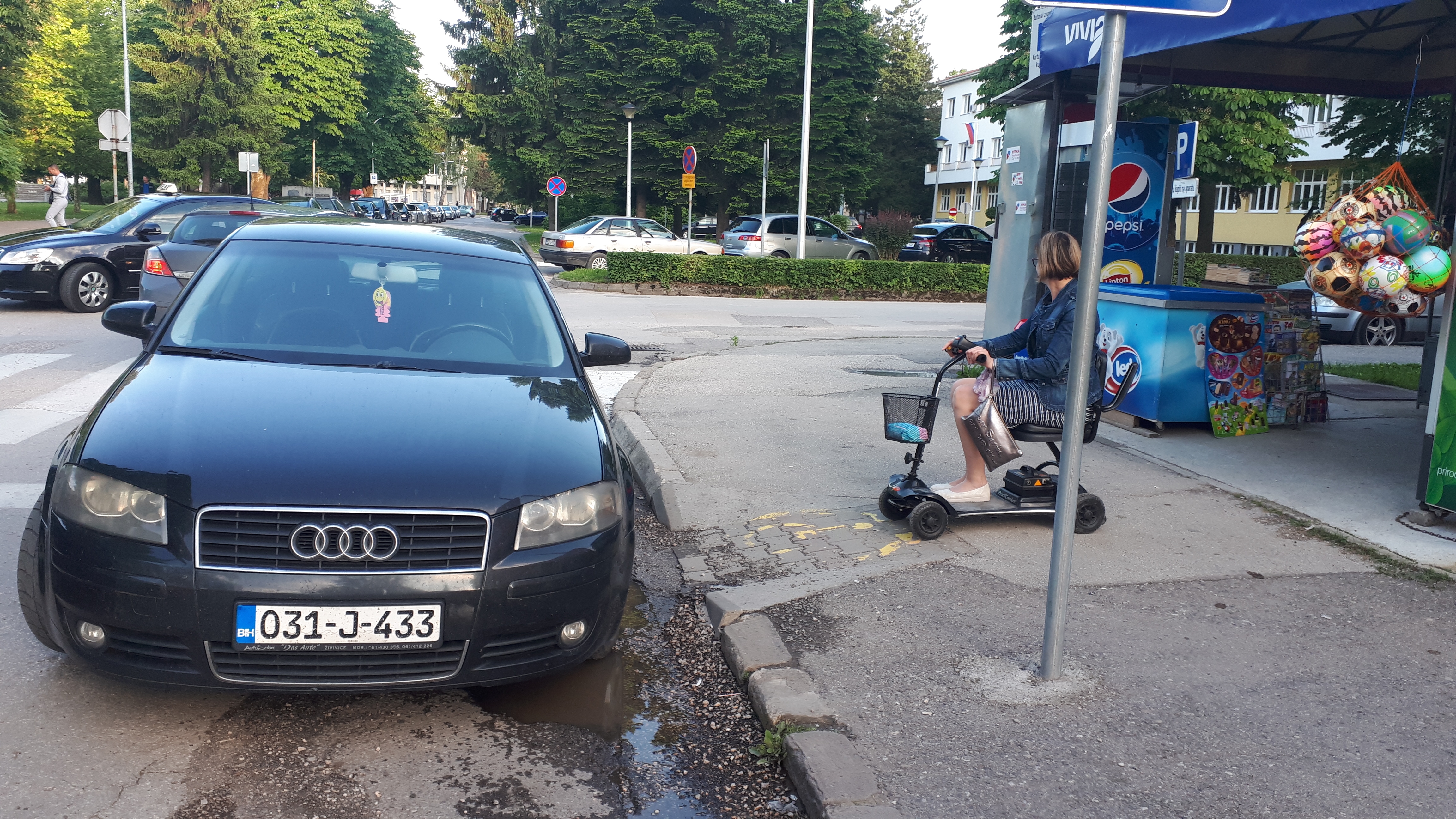 DOBOJSKI INFO PITA: Da li vjerujete svojim očima ili Obrenu i Dodiku?