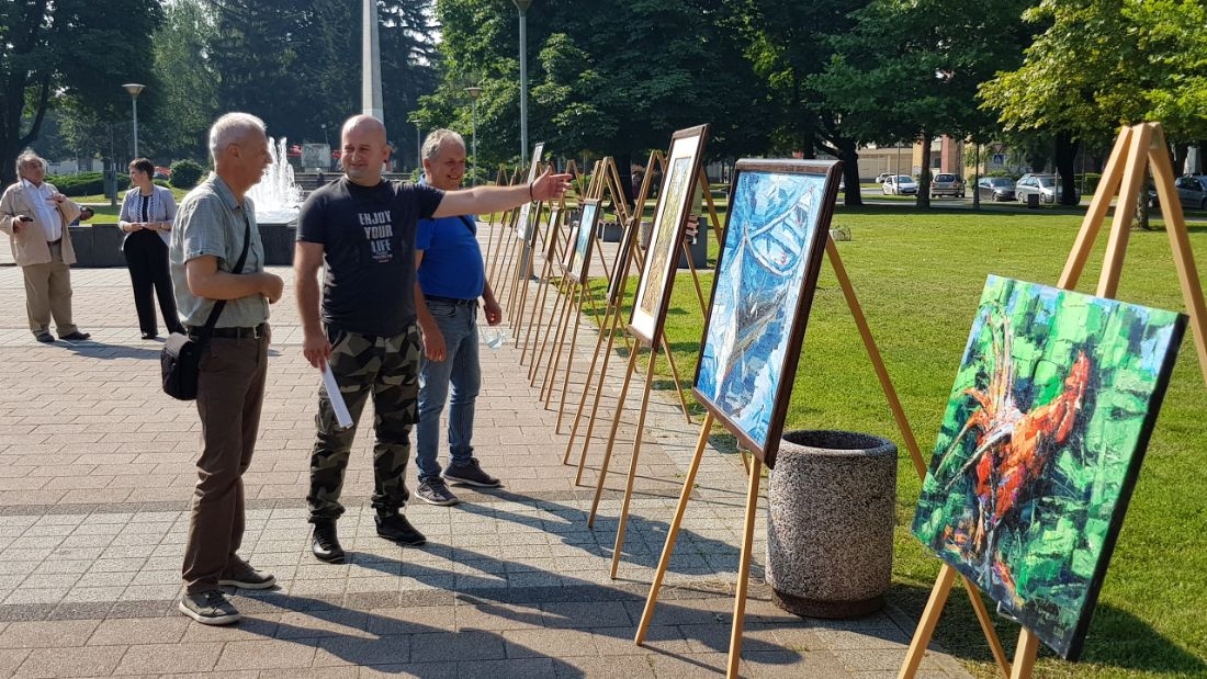 DOBOJ: "Izložba na otvorenom" Gorana Bijelića