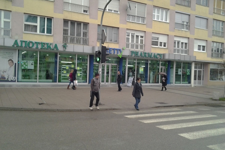 DOBOJ: Apoteka u dubiozi, direktor proziva medije