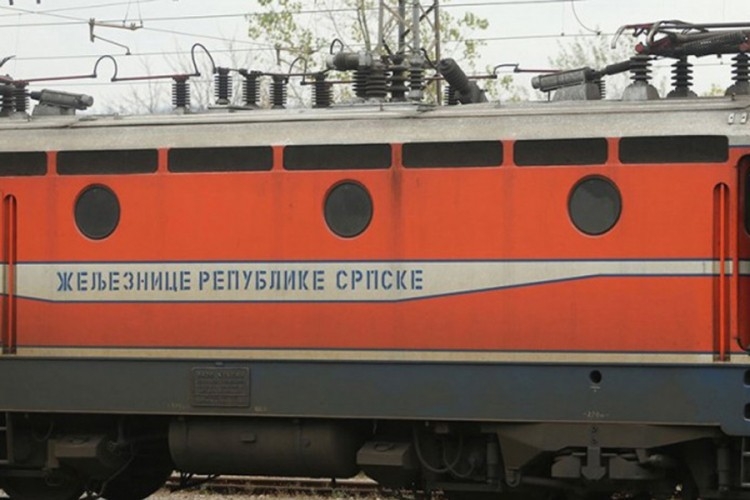 DOBOJ: Pješak se neovlašteno kretao prugom