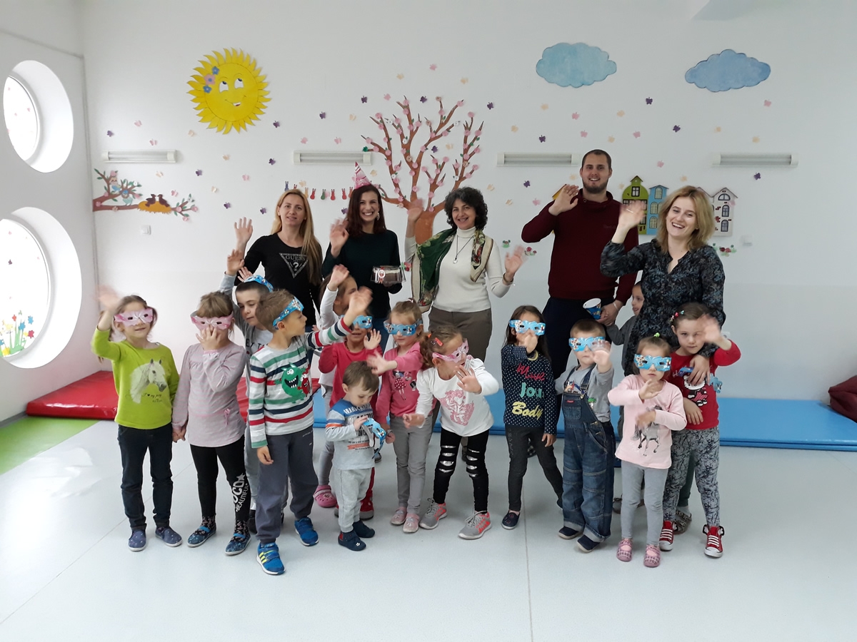 DOBOJ: Volontiranje sa srcem (FOTO)