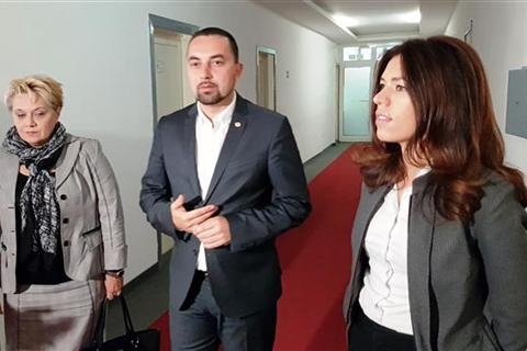 DOBOJ: Grad subvencioniše cijenu mjesečne karte za 1.004 učenika