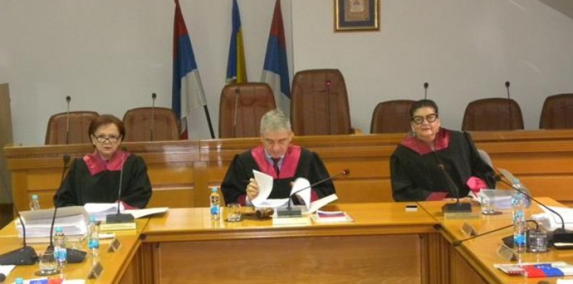 JAČI I OD ZAKONA: Ministarstvo finansija RS ne poštuje odluku Ustavnog suda RS