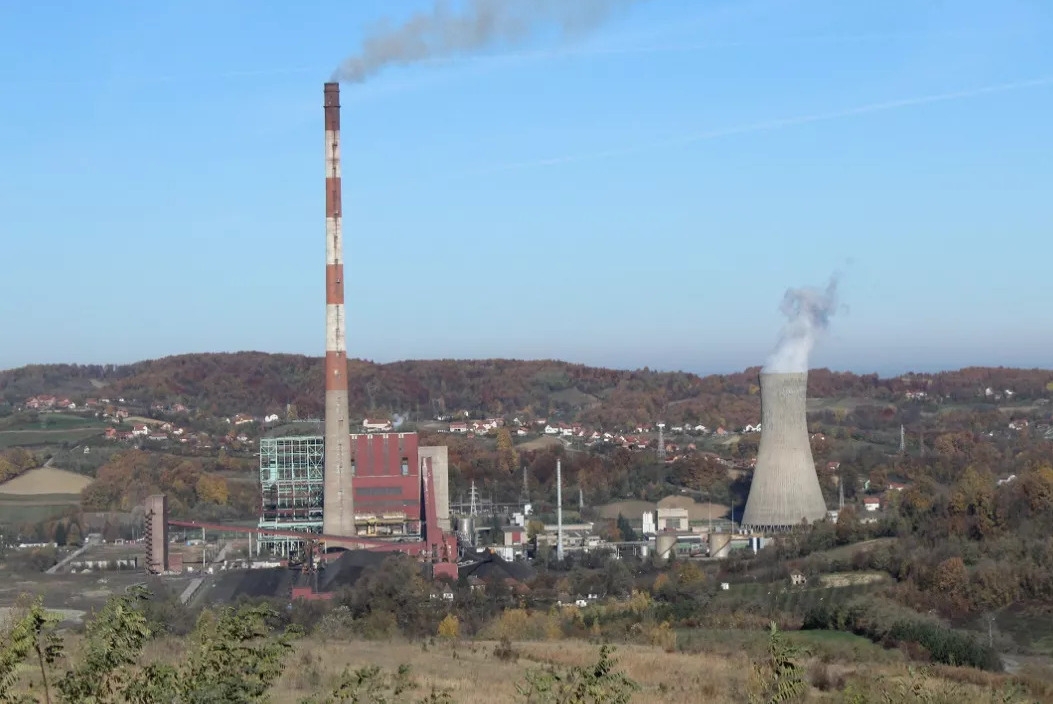 Da li se najjače kompanije Srpske namjerno guraju u dužničko ropstvo?