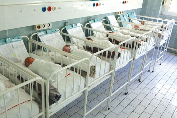 DOBOJ: U protekla 24 časa rođena tri dječaka i djevojčica