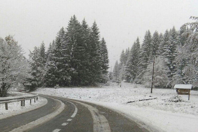 PUTEVI: Snijeg na Han Pogledu, preko Rogoja i Romanije