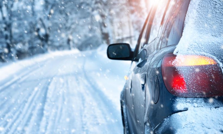 PUTEVI: Otežano odvijanje saobraćaja, potpuna obustava na određenim dionicama