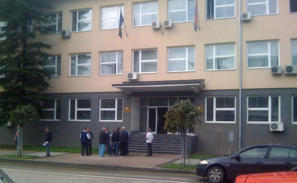 DOBOJ: Advokati po službenoj dužnosti potražuju milion maraka