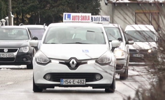 NOVI UDAR NA DŽEP GRAĐANA Većina protiv povećanja cijene polaganja vozačkog ispit (VIDEO)