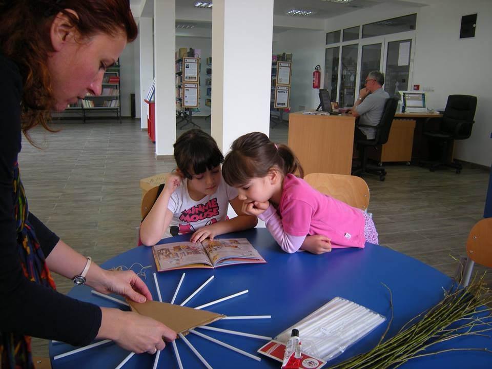 DOBOJ: Kafa u 5 - bibliotekarstvo u gradu (VIDEO)