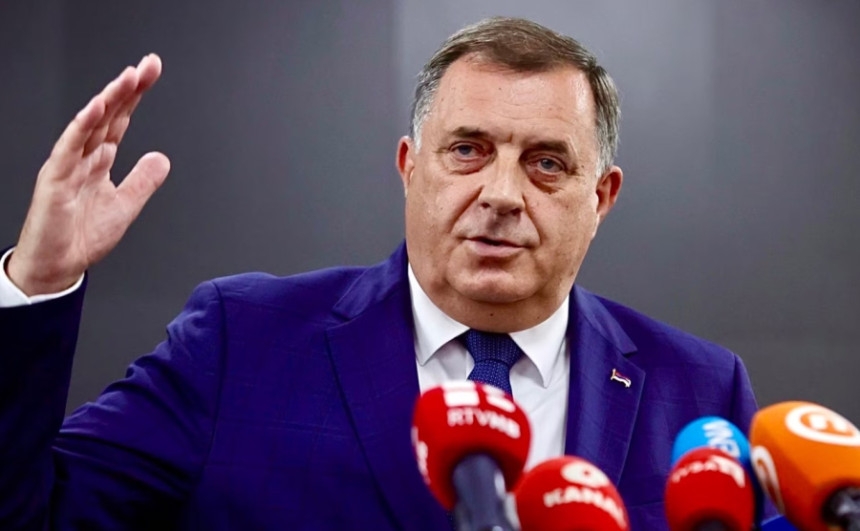 DODIK SE OSIGURAO OD KLEVETE: Nalog registrovao čak na Islandu?!