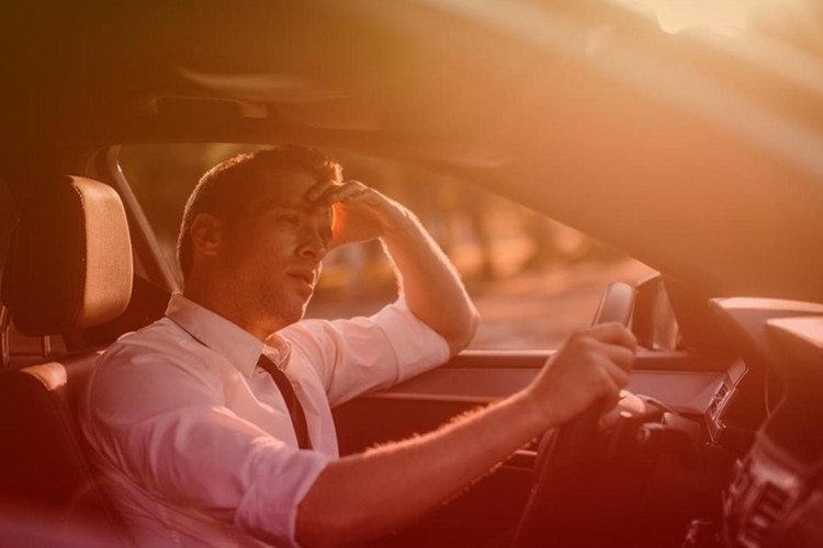 PUTEVI: Oprez u saobraćaju zbog vrućina