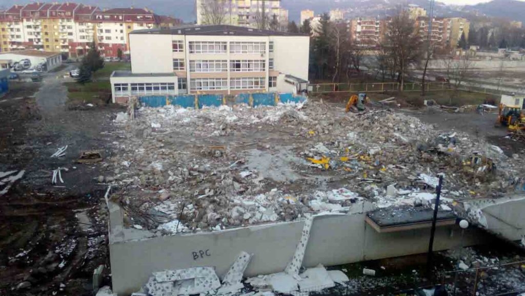 DOBOJ: Najavljeni novi projekti; a čiji je projekat rušenje sportske dvorane?!