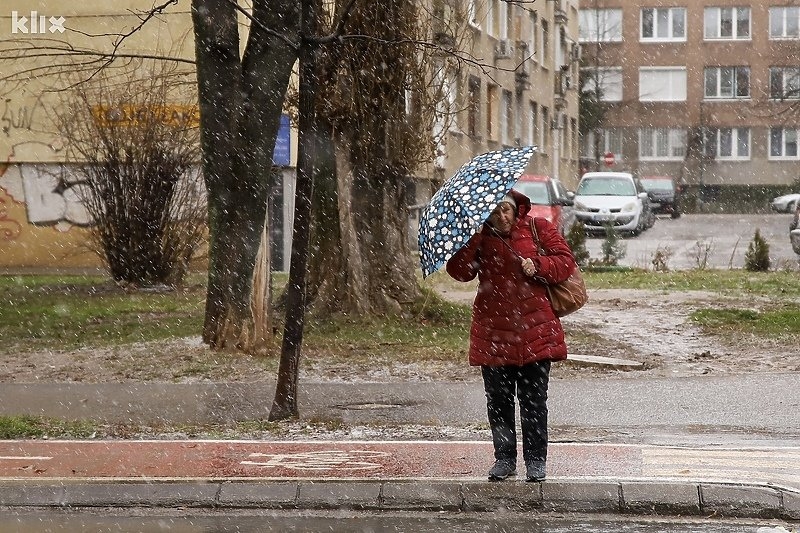 VRIJEME: Danas oblačno sa padavinama, na jugu olujni vjetar
