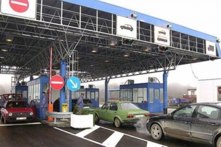 PUTEVI: Na granici bez dužih čekanja