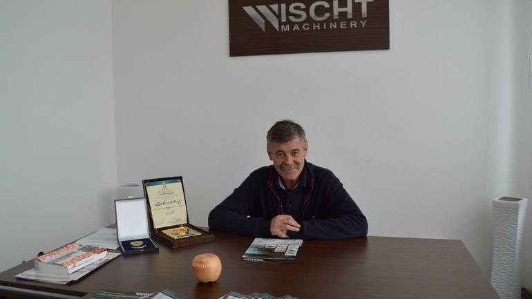 DOBOJ: Iz šupe u istraživanje svemira (FOTO)