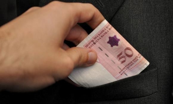 DOBOJ: Vlada Srpske časti Obrena, za asfaltiranje puteva 100.000 KM