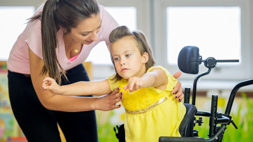 MAJKA DJETETA SA INVALIDITETOM: Zašto nas se sjete jednom u godini?
