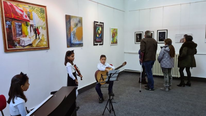 DOBOJ: Otvorena Deveta amaterska paleta grada