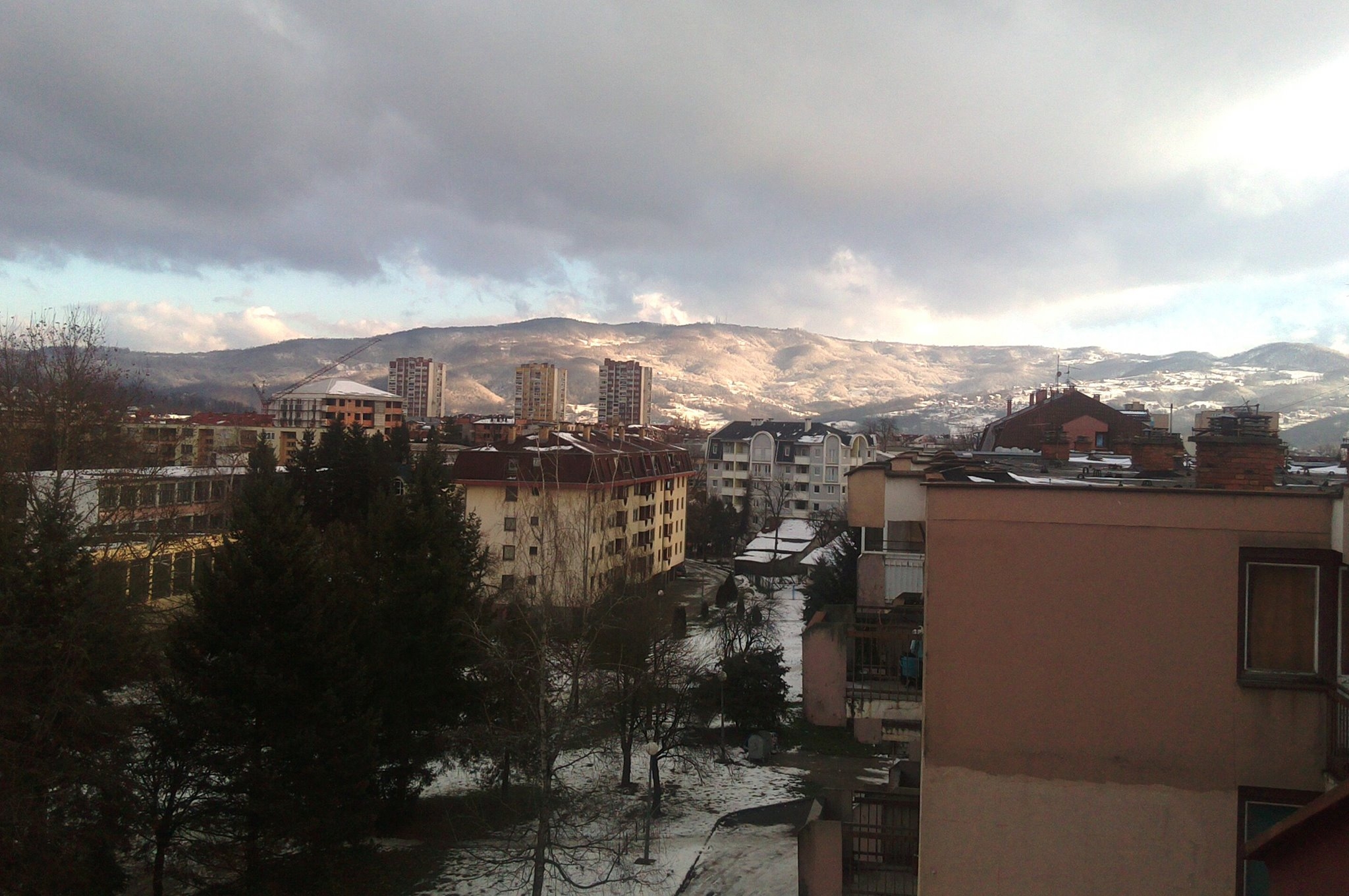 VRIJEME: Danas suvo, temperatura vazduha do 22 stepena