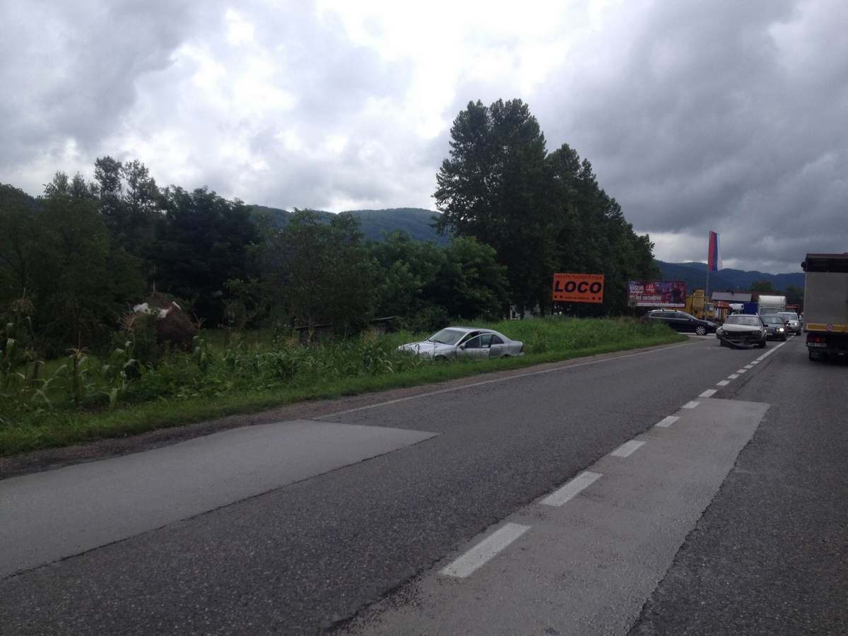 OKOM KAMERE: Saobraćajna nesreća u Barama