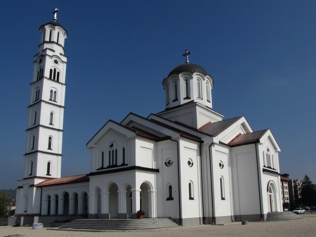 DOBOJ: Svečana litija gradskim ulicama (FOTO)