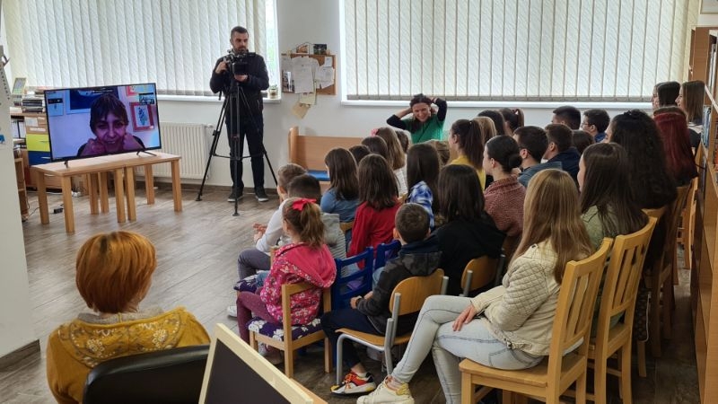 DOBOJ: Održana onlajn radionica dječijeg pisca Jasminke Petrović