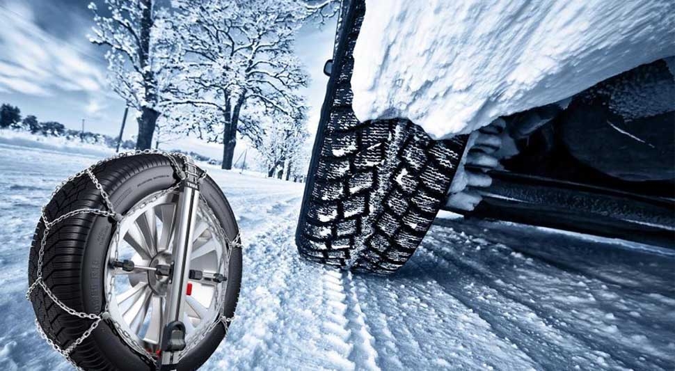 PUTEVI: Zimska oprema obavezna u višim predjelima