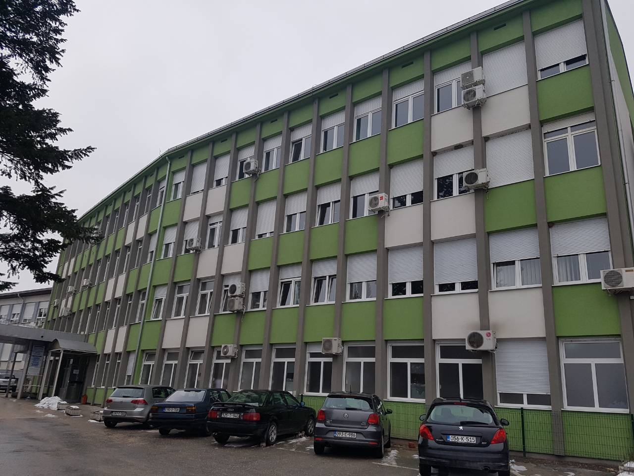 DOBOJ: Trudnica u bolnici sa kliničkom slikom morbila