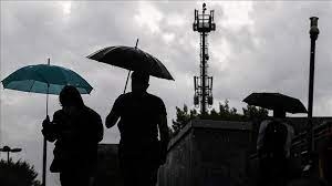 VRIJEME: Sutra oblačno i toplije, a lokalno slaba kiša