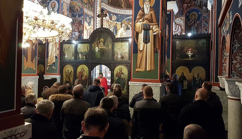 DOBOJ: Služeni molebani za spas srpskih svetinja u Crnoj Gori