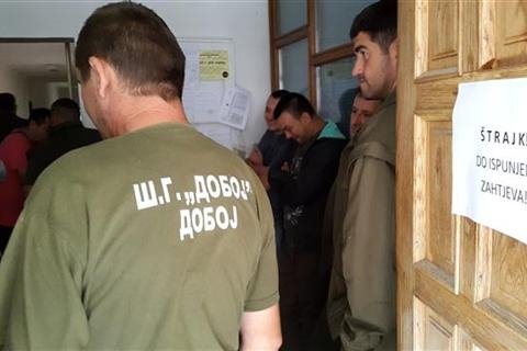 DOBOJ: Radnici ŠG “Doboj” u štrajku do ispunjenja zahtjeva