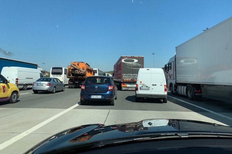 PUTEVI: I danas oprezno u saobraćaju zbog vrućine