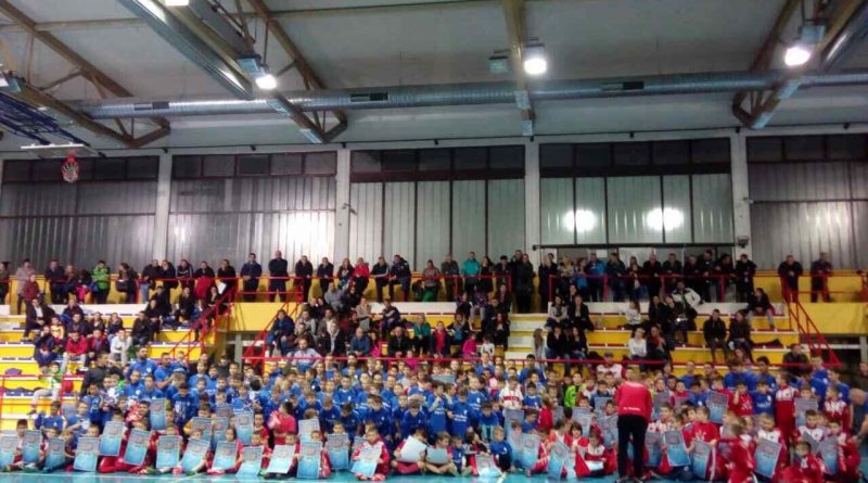 SLOGA-ŽELJEZNIČAR : Odigran novogodišnji gradski derbi (FOTO)