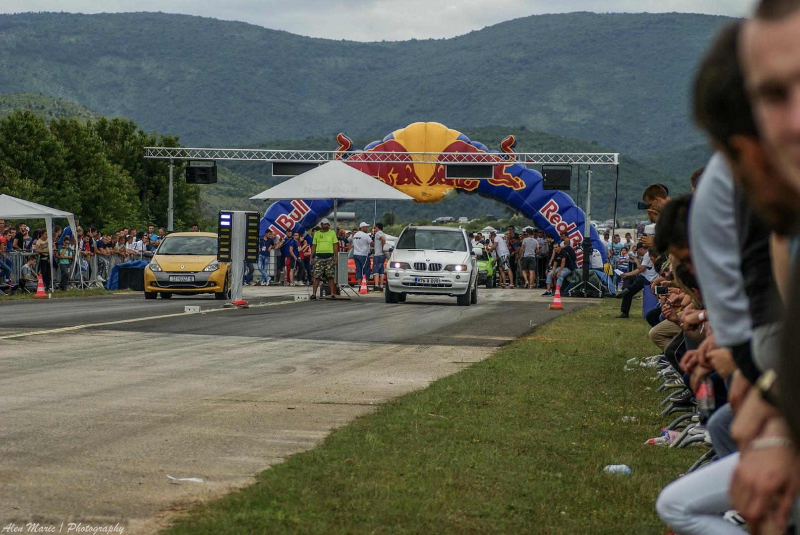 DOBOJSKI INFO NAJAVLJUJE: Auto-moto Street Show Mostar