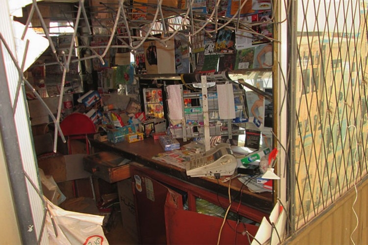 DOBOJ: Iz kioska ukradene cigarete