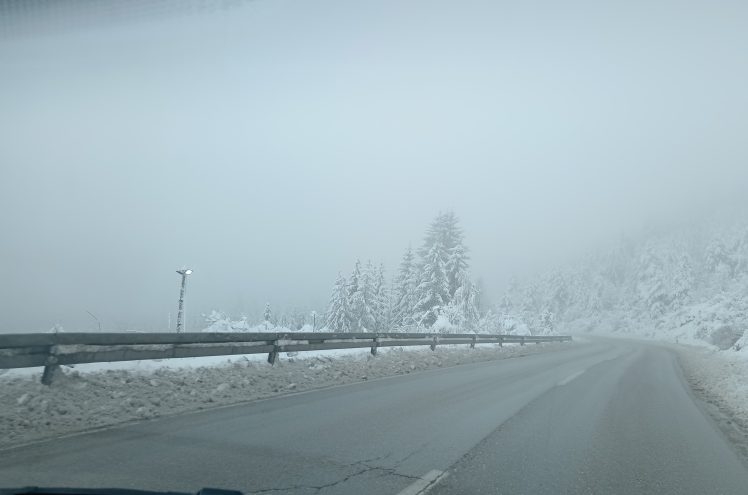 PUTEVI: Oprez zbog poledice