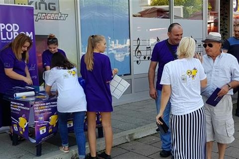 DOBOJ: Ulična kampanja promovisanja građanskog posmatranja opštih izbora